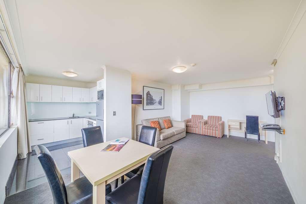 Oaks Sydney Hyde Park Suites Номер фото