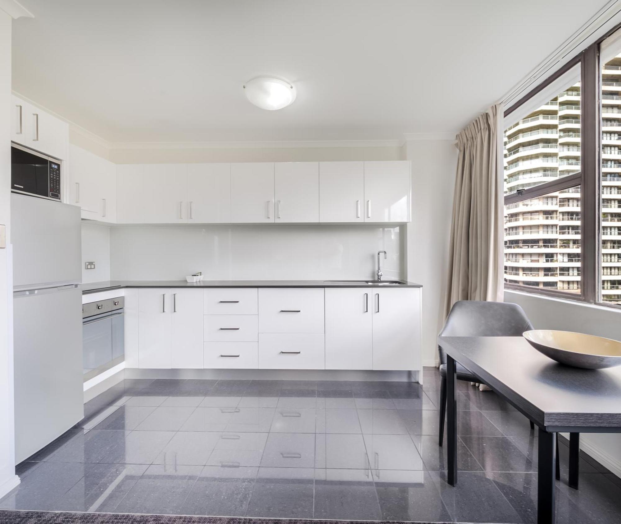 Oaks Sydney Hyde Park Suites Экстерьер фото